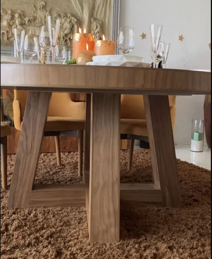 Mesa de Comedor Momento · Nogal · Diseño Exquisito
