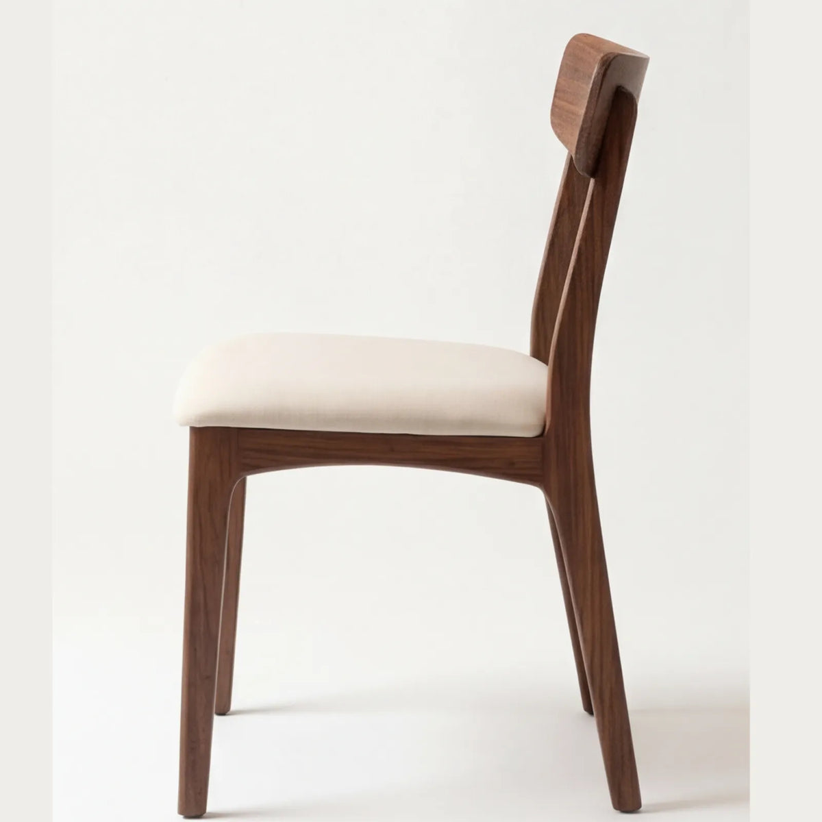 Comedor Altesse en Madera Sólida · Escultural