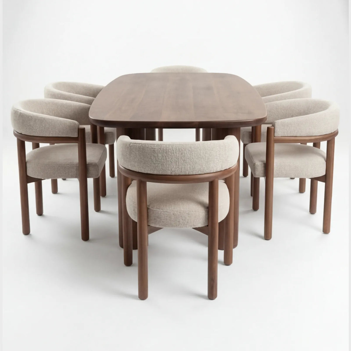 Comedor Caelum en Nogal con detalles en madera sólida · Escultural