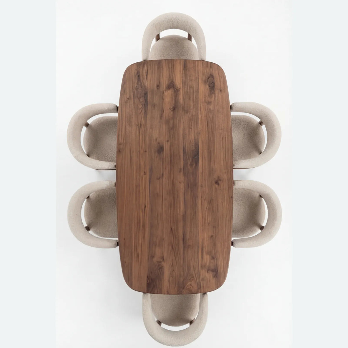 Comedor Caelum en Nogal con detalles en madera sólida · Escultural
