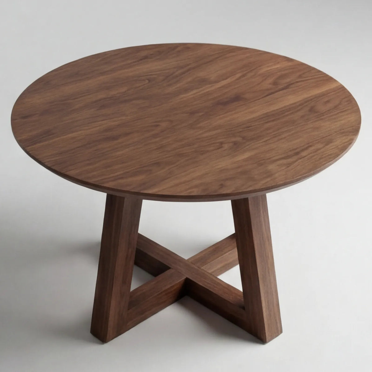 Comedor Nise en Nogal y Madera Sólida · Presencia Arquitectónica