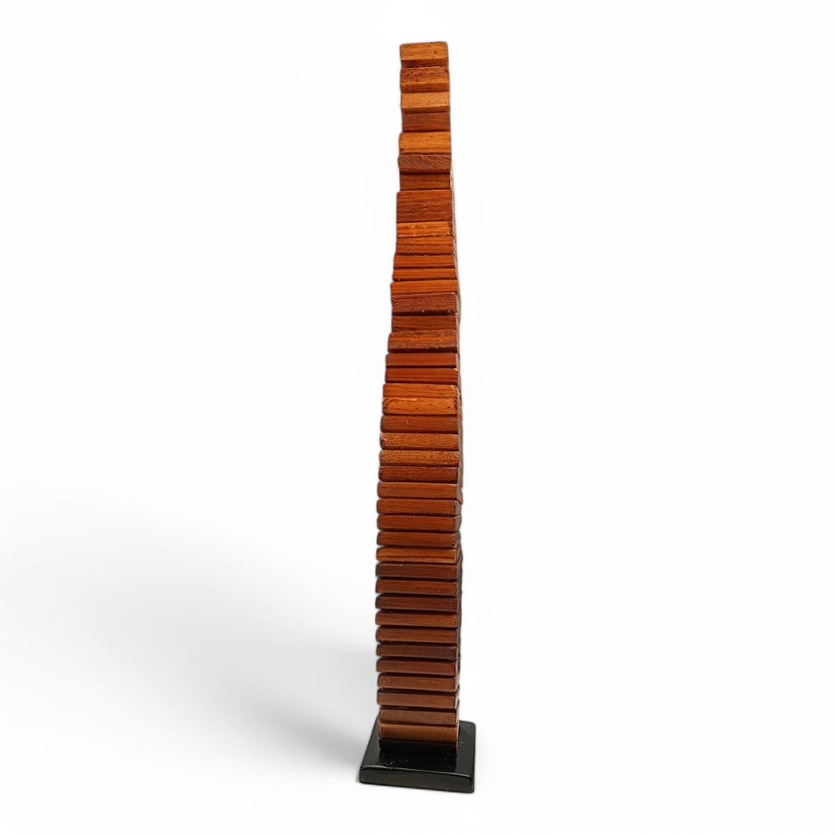 Escultura Premium Obelisk · Parota Maciza Natural