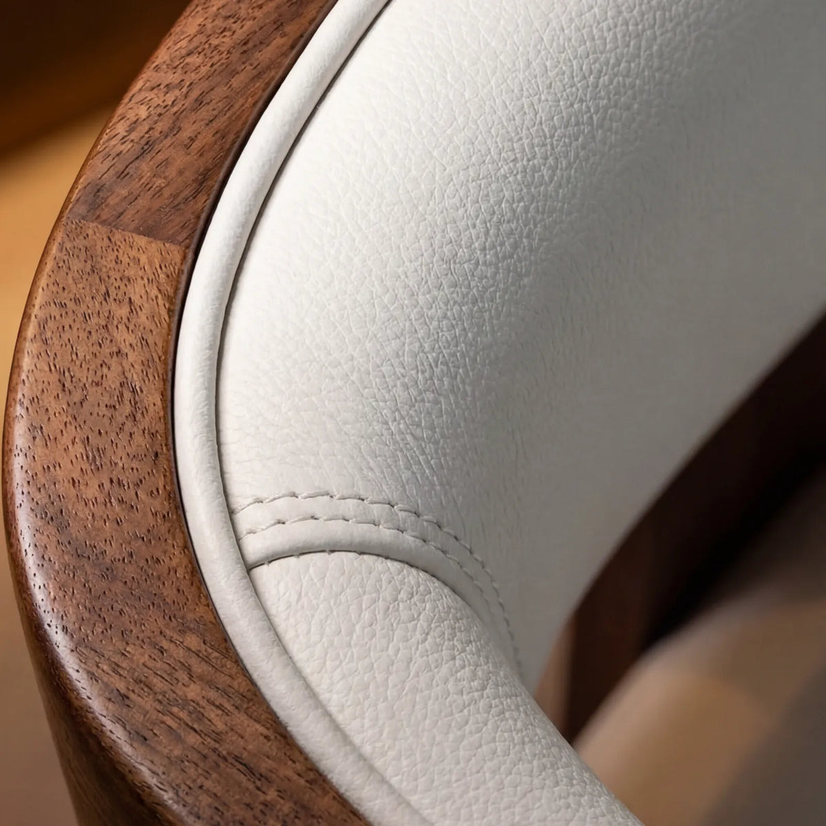 Comedor Nautilus en Nogal y Madera Sólida · Monolítico