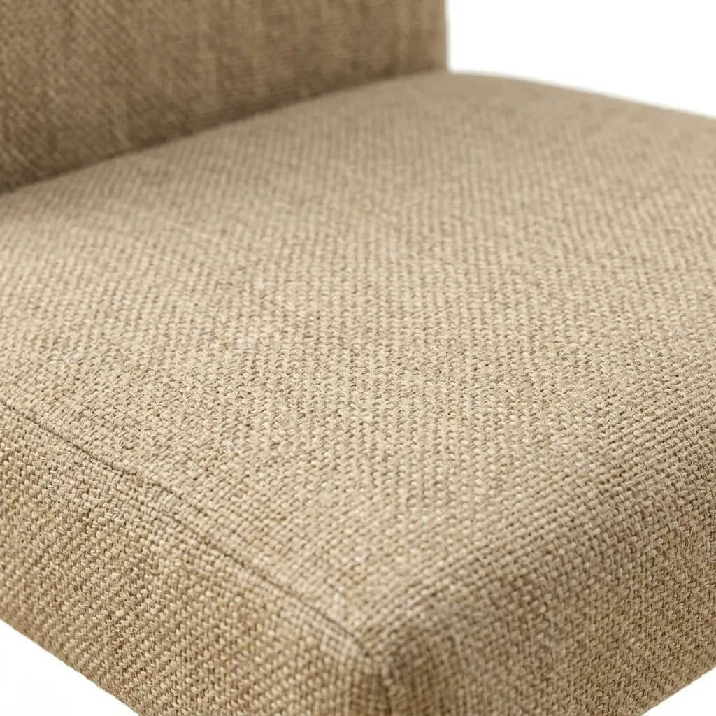 Silla Invara en Madera Sólida · Esencial