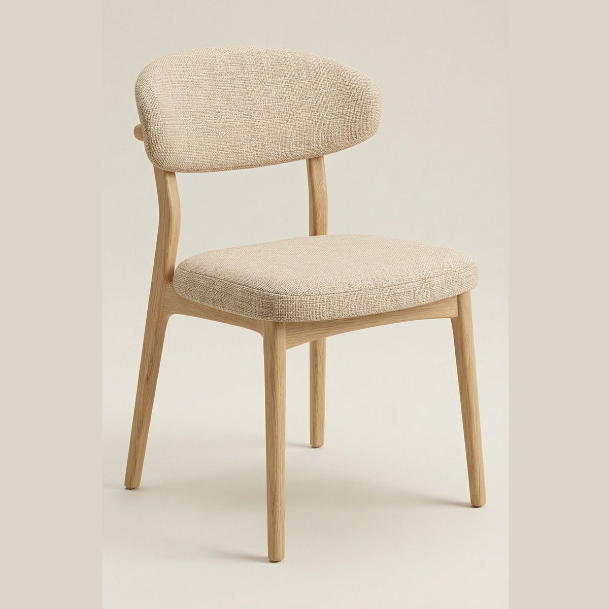 Silla Levato en Madera Sólida · Escultural