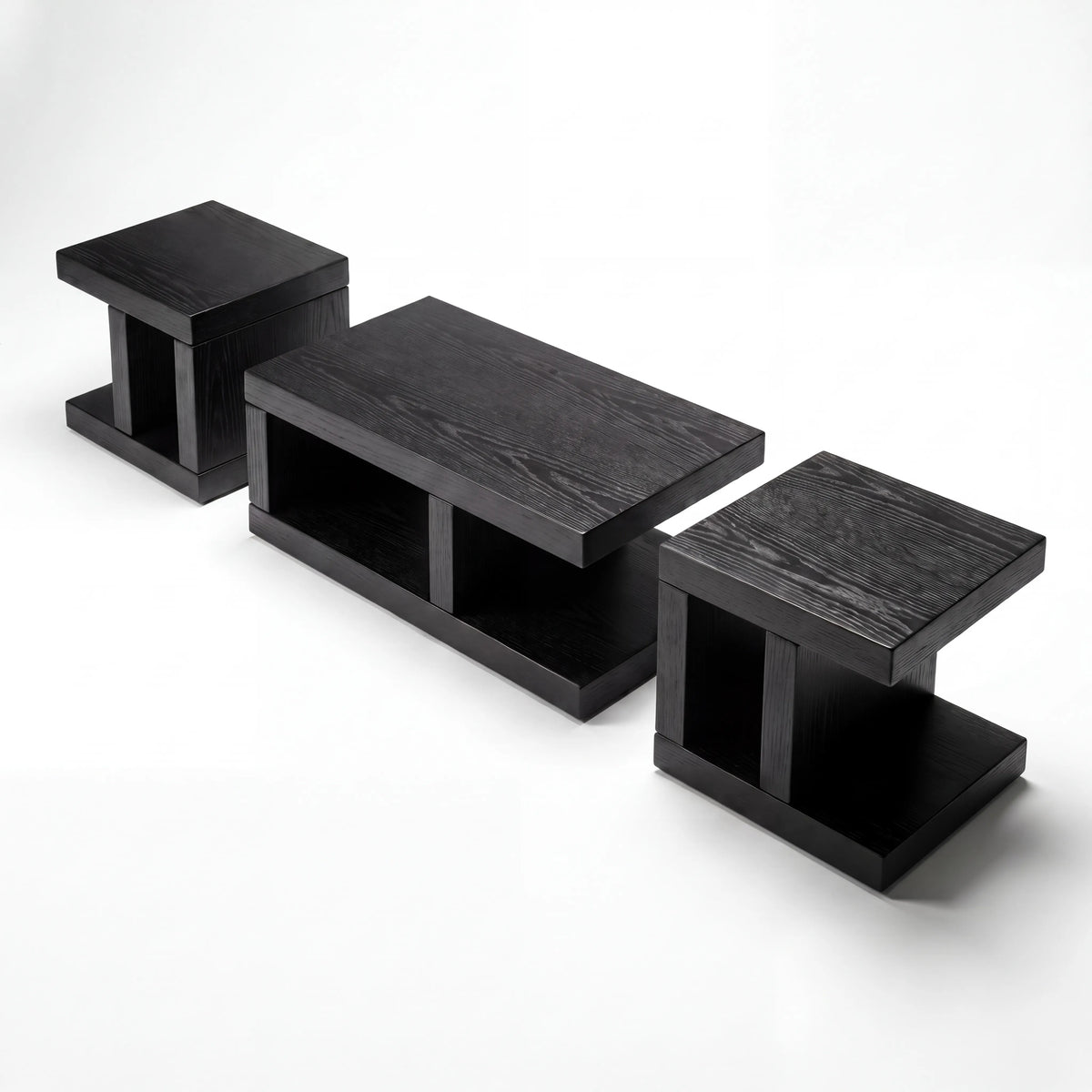 Set de Mesa de Centro y Mesas Laterales en Voladizo en Roble Negro Ébano - Detalle de Ensamble | LEMICH Alta Ebanistería Residencial