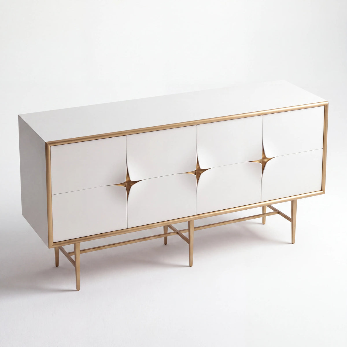 Credenza Escultórica en Laca Blanca y Marco de Latón Cepillado - Detalle de Ensamble | LEMICH Alta Ebanistería Residencial