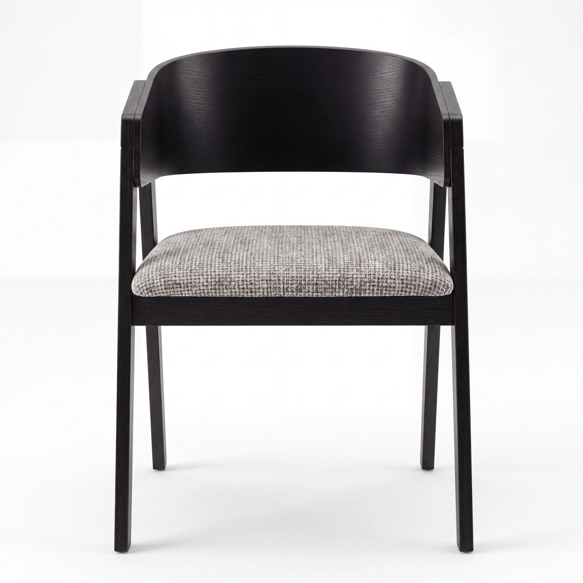 Sillón de Comedor Curvo en Roble Negro Ébano y Tapizado Tweed - Detalle de Ensamble | LEMICH Alta Ebanistería Residencial