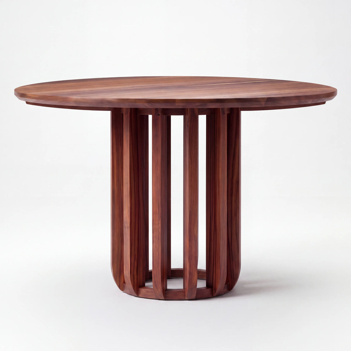 Mesa de Comedor / Desayunador en Nogal con Base Alistonada - Detalle de Ensamble | LEMICH Alta Ebanistería Residencial