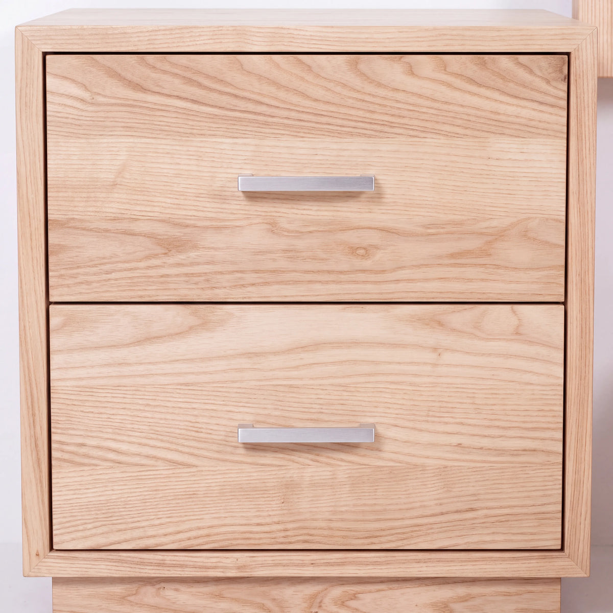 Recámara Minimalista en Madera Clara con Cama y Par de Burós - Ambientada | LEMICH Alta Ebanistería Residencial