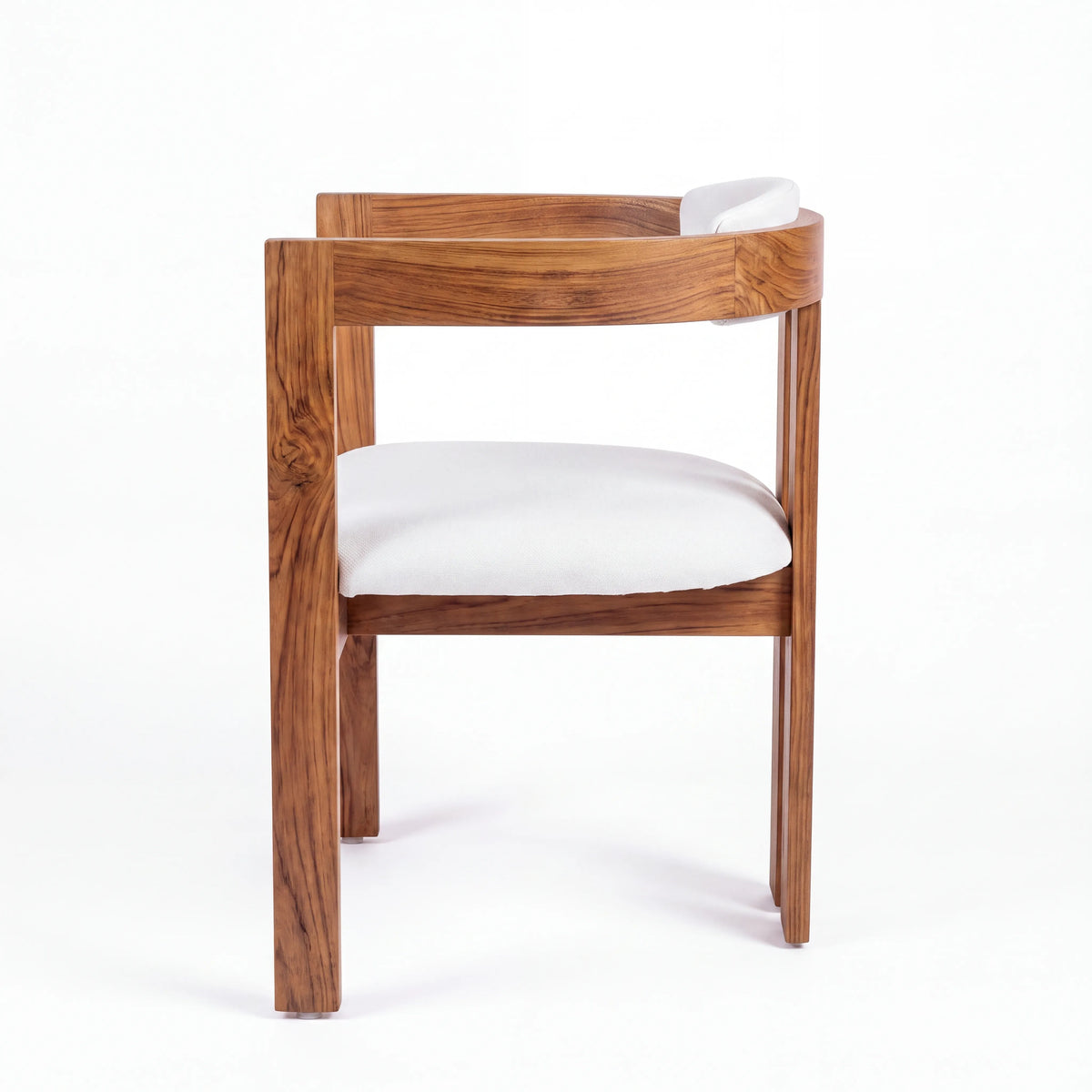 Sillón Ocasional de Autor en Nogal con Cojines Acolchados - Detalle de Ensamble | LEMICH Alta Ebanistería Residencial