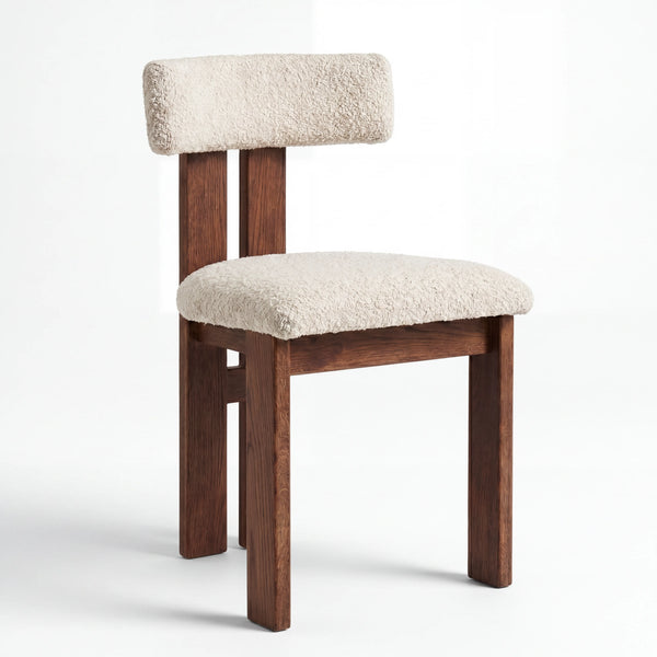 Silla de Comedor / Acento en Nogal con Tapiz Texturizado Sherpa - Ambientada | LEMICH Alta Ebanistería Residencial