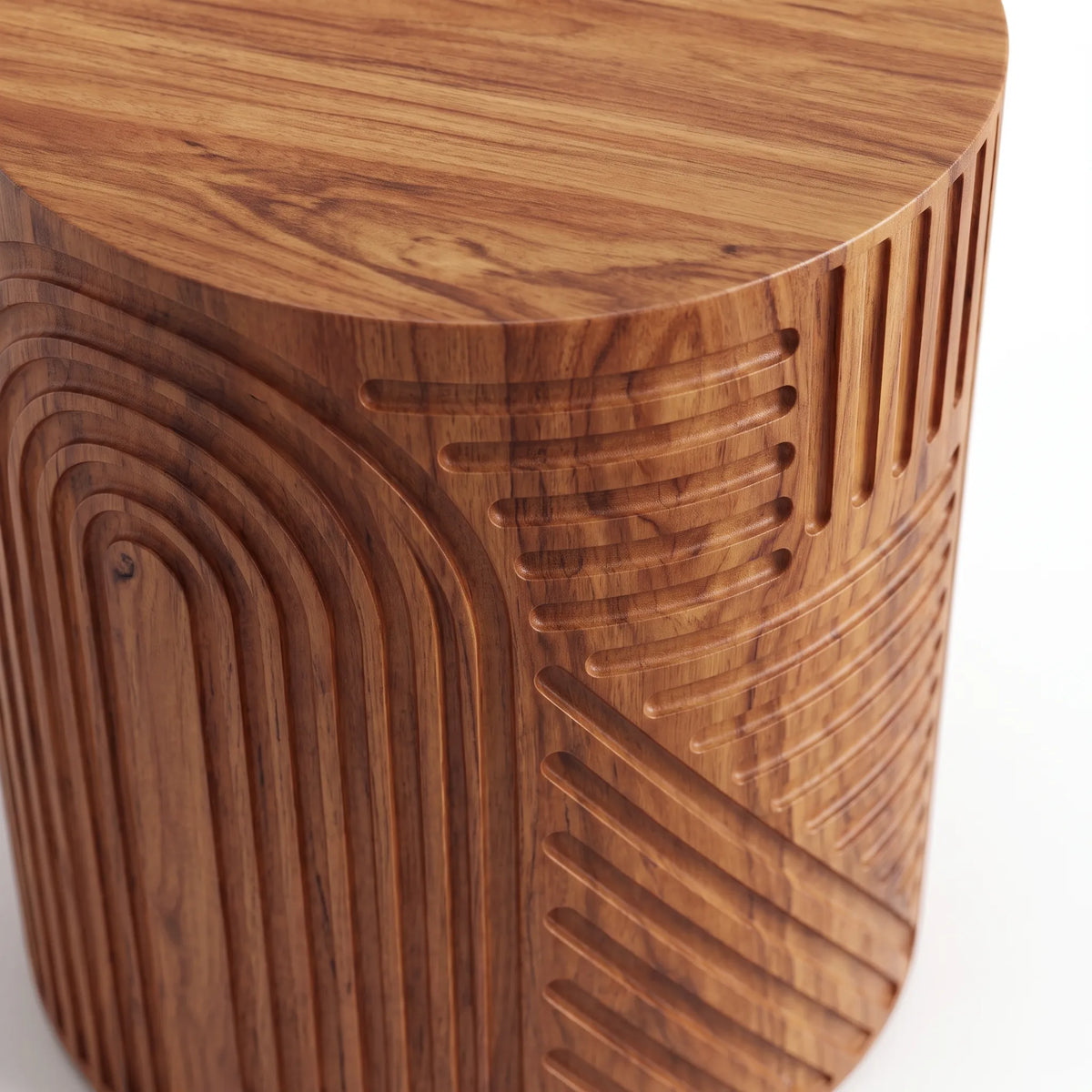 Mesa Lateral Cilíndrica Esculpida en Madera con Relieve Geométrico - Detalle de Ensamble | LEMICH Alta Ebanistería Residencial