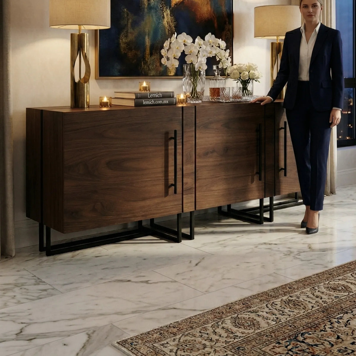 Buffet Urbino – Credenza en Nogal con Base Industrial