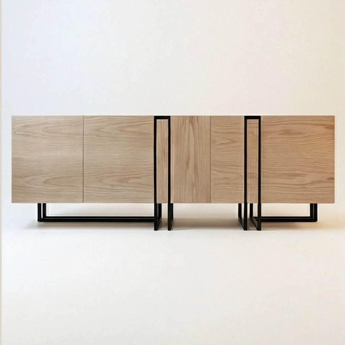 Buffet Bellini – Credenza Moderna en Encino Claro