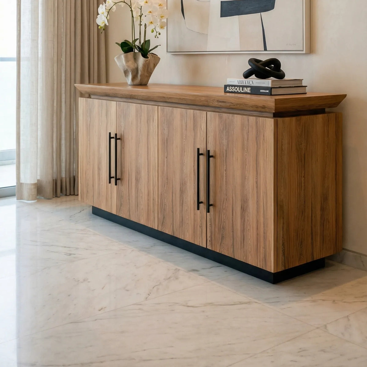 Buffet Donatello – Credenza Escalonada en Nogal