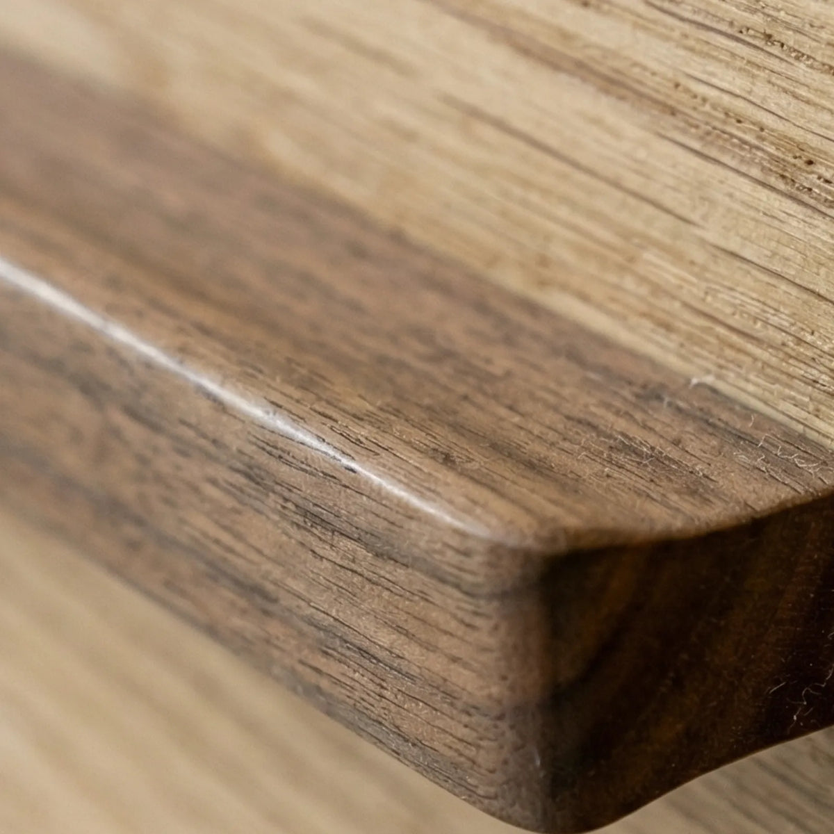 Buffet Lecce – Credenza Minimalista en Encino Claro