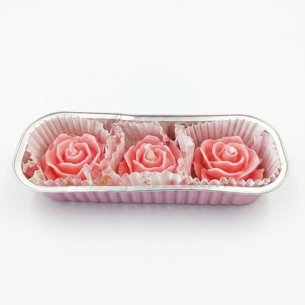 Velas en forma de rosas 3 pzas aroma rosas frescas.