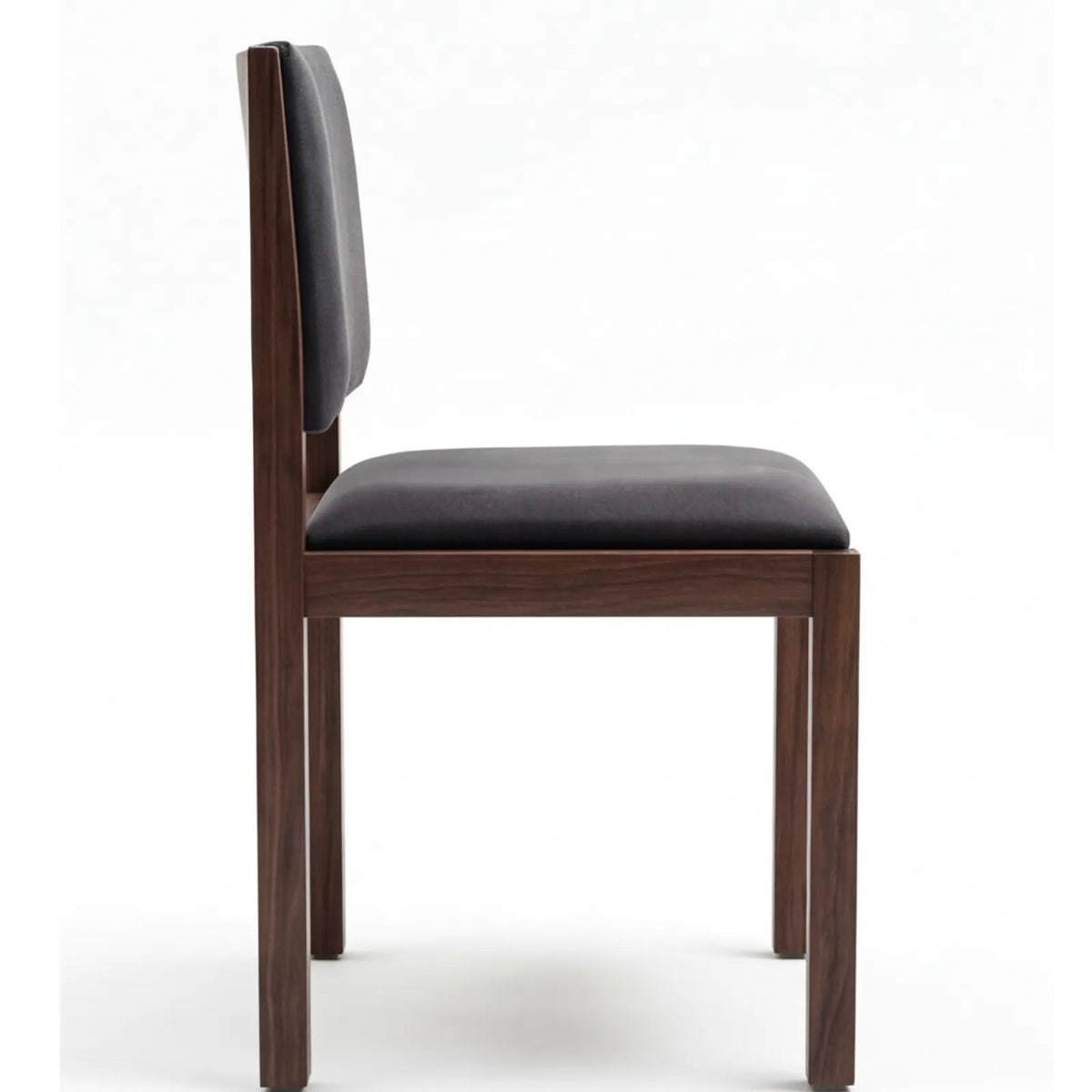 Comedor Hester en Nogal · Escultural