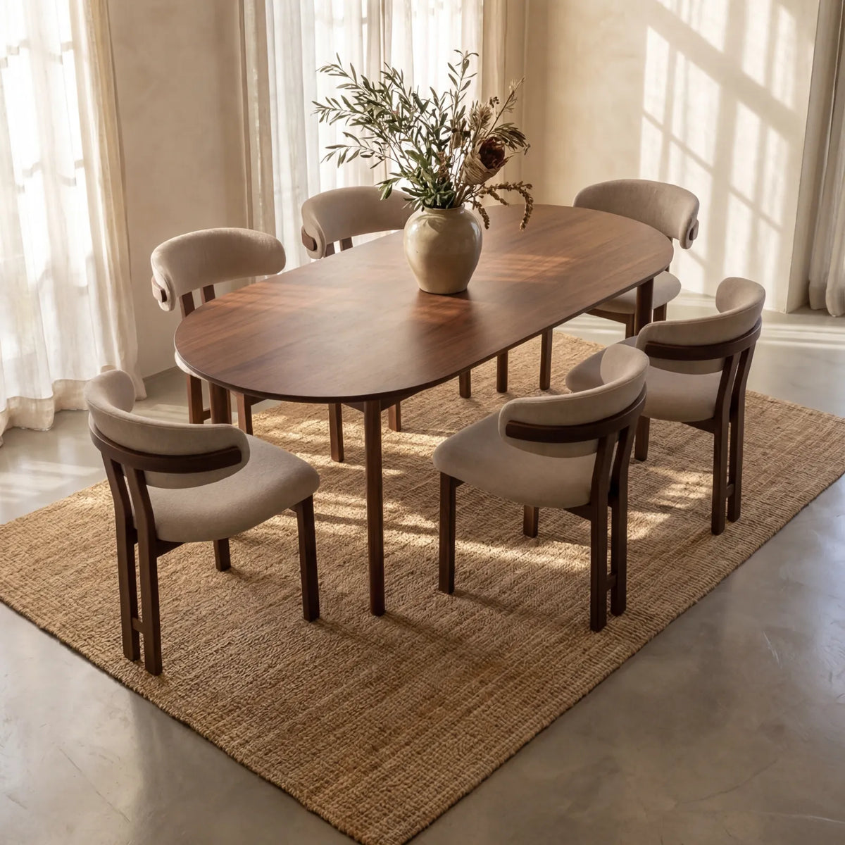 Mesa de Comedor Maren para 6 sillas en Nogal y Rosa Morada Sólida · Escultural