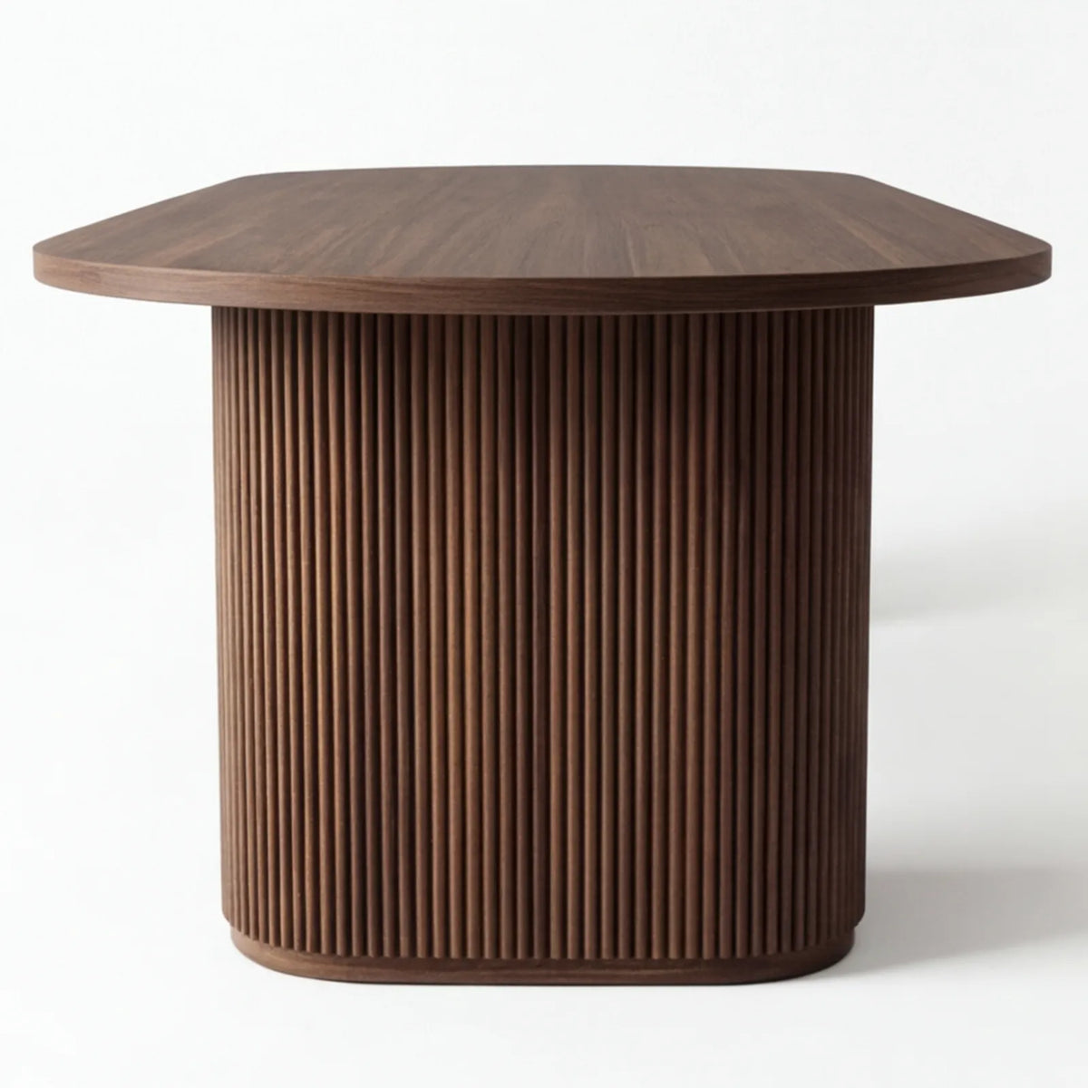 Mesa de Comedor Orthel para 10 sillas en Nogal · Escultural