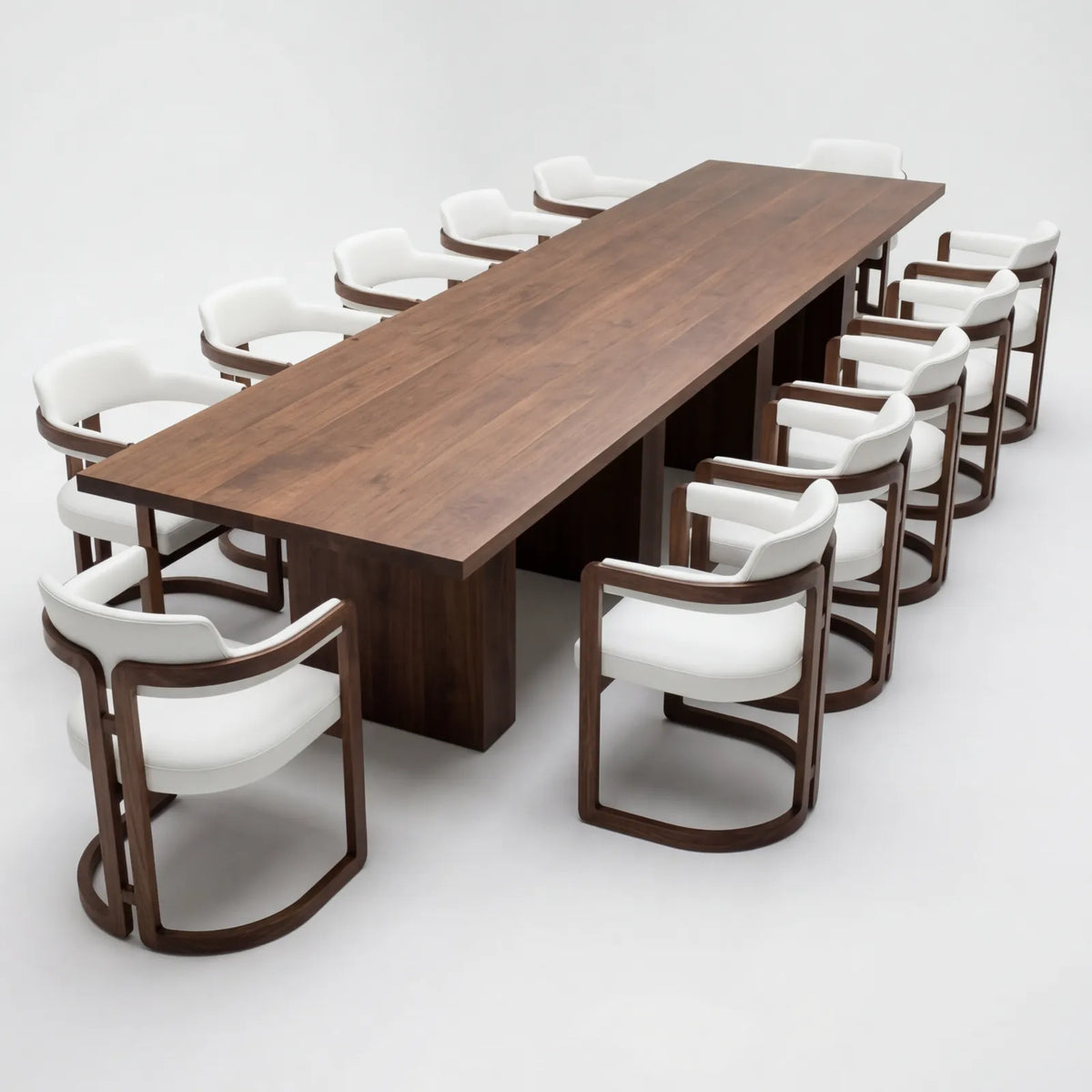 Conjunto de Comedor Diadem en Nogal y Rosa Morada Sólida · Presencia Arquitectónica