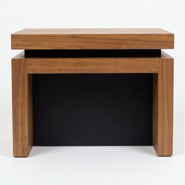 Mesa Lateral Nexo en Madera Natural · Escultural - vista alternativa