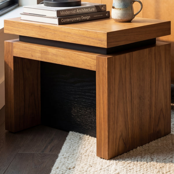 Mesa Lateral Nexo en Madera Natural · Escultural