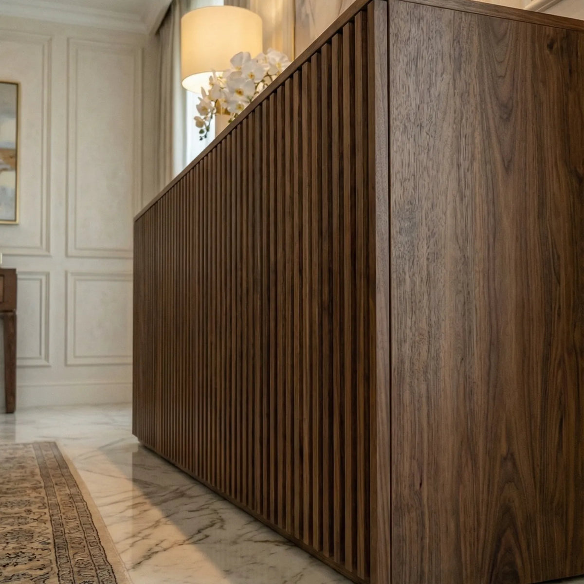Buffet Modigliani – Credenza Ranurada en Nogal