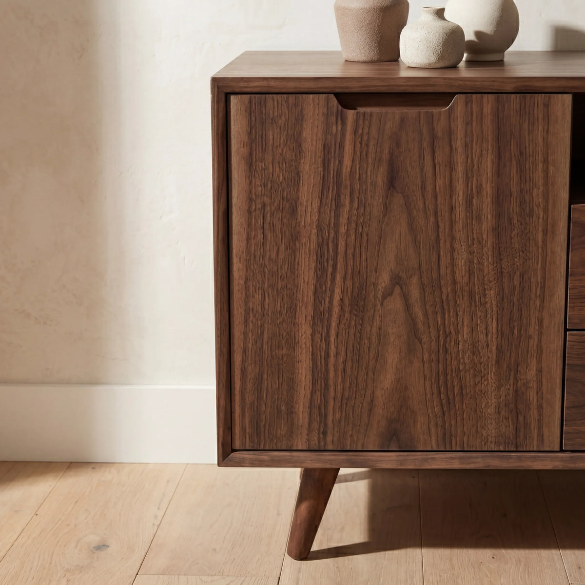 Mueble de TV Coren · Nogal y Rosa · Diseño Premium