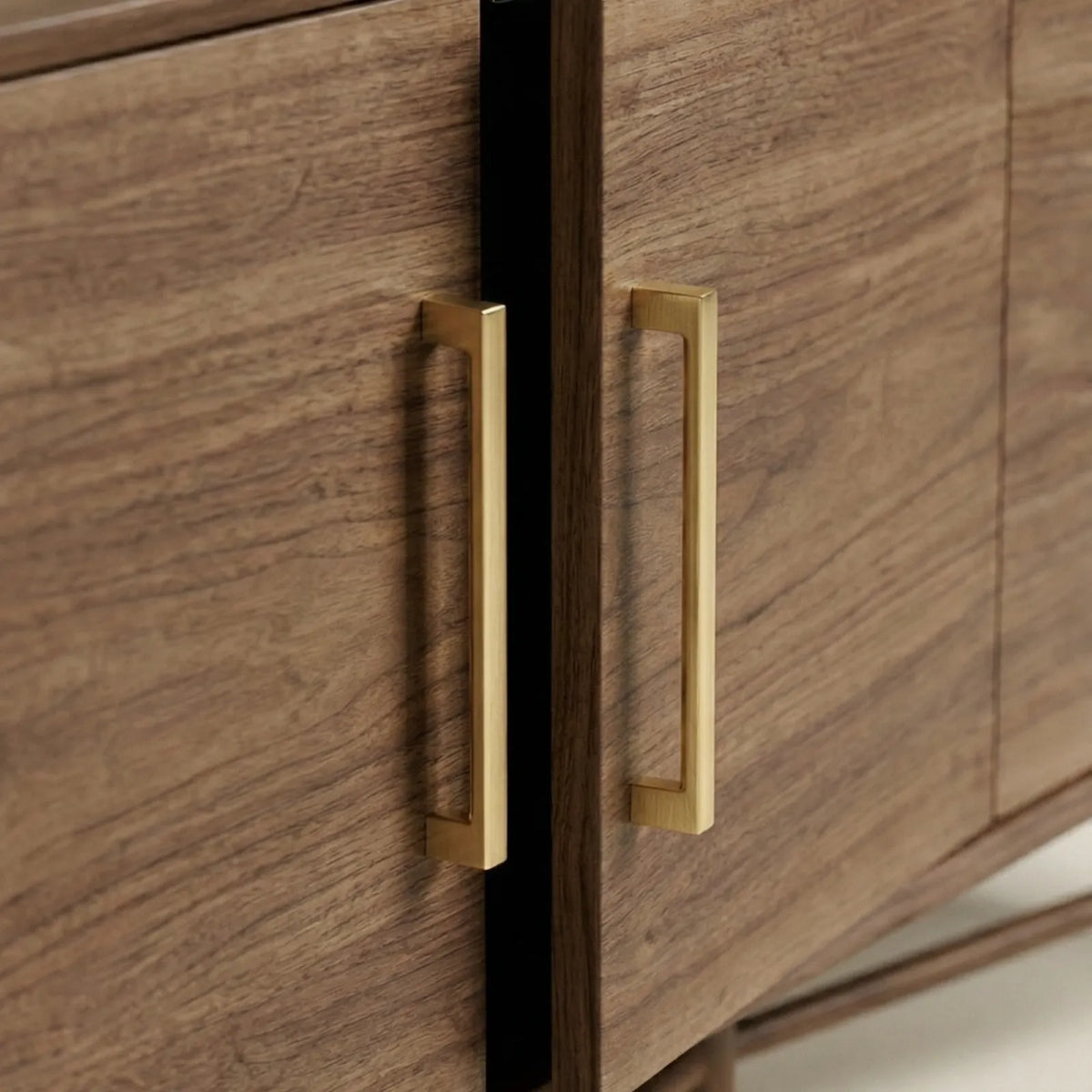 Buffet Podena – Credenza en Nogal Oscuro con Dorado