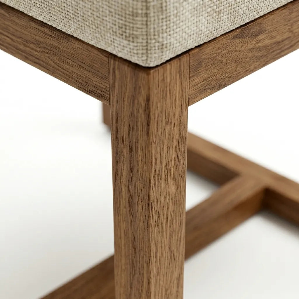 Silla Magnar en Rosa Morada Sólida · Silueta Arquitectónica