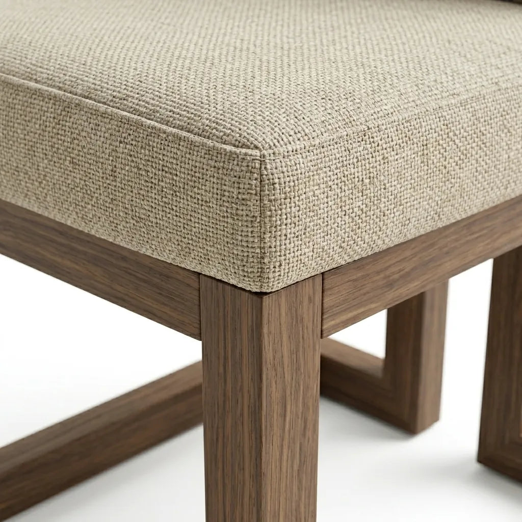 Silla Montel en Rosa Morada Sólida y Lino · Arquitectónico