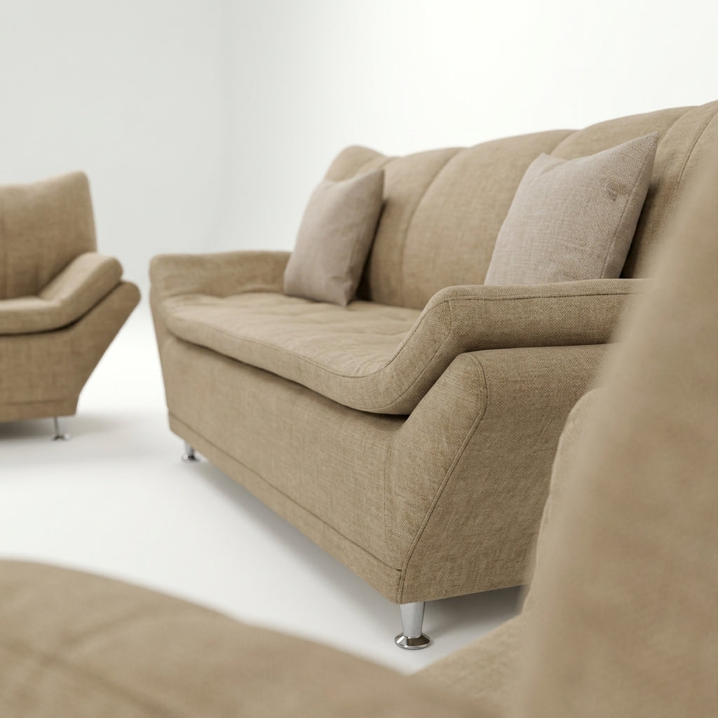 Sala Moderna Sorrento en Chenille Avena y Soportes de Acero - Perspectiva Fondo Blanco | LEMICH Muebles de Lujo
