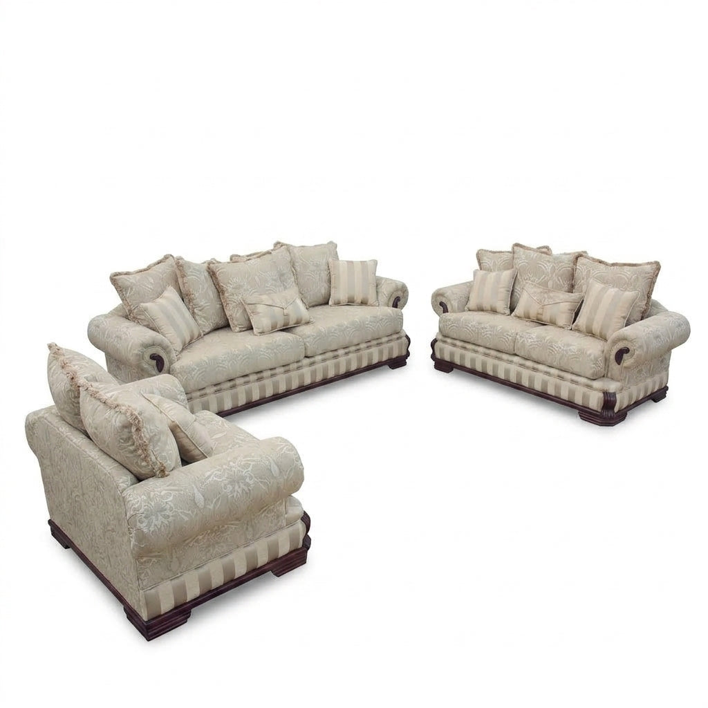 Sala Señorial Granducale Bellini con Faldón Plisado y Brazos Rodillo - Perspectiva Fondo Blanco | LEMICH Muebles de Lujo