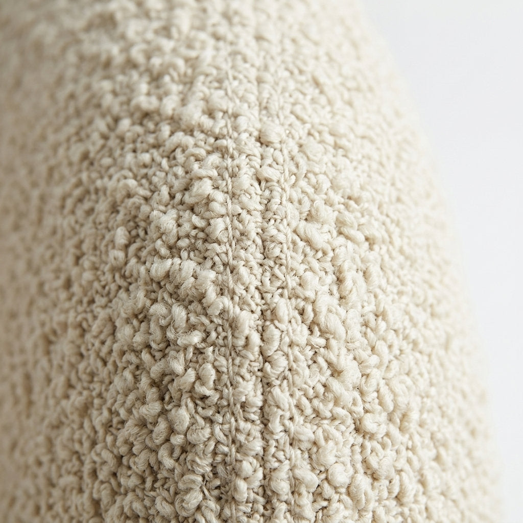 Sillón Aura · Rosa Morada · Diseño Minimalista y Cómodo - Macro Detalle de Trama Textil y Costuras | LEMICH Muebles de Lujo Ocotlán