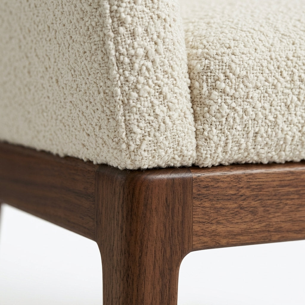 Sillón Pino LegnoAnima | Confort Premium - Detalle y Acabados de Ebanistería Fina | LEMICH Muebles de Lujo Ocotlán