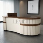 "Nogal Prestige" – Mueble de Recepción de Alta Gama